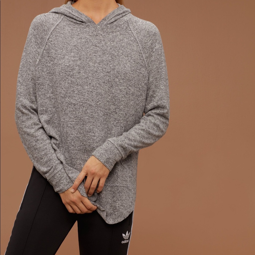 TNA Thermal Hoodie Shirt in Grey size xs